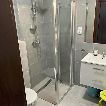 בית הארחה Zakatek 3*